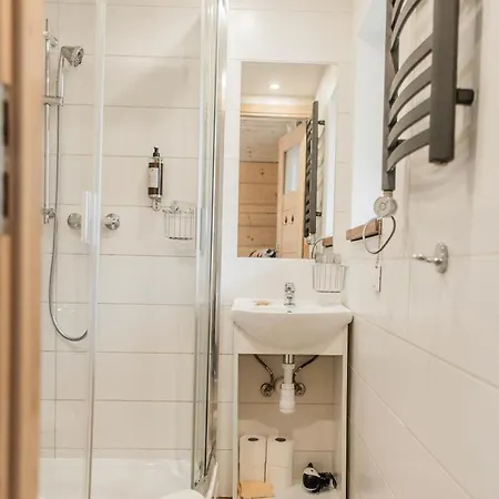 Belmont 홈스테이 자코파네