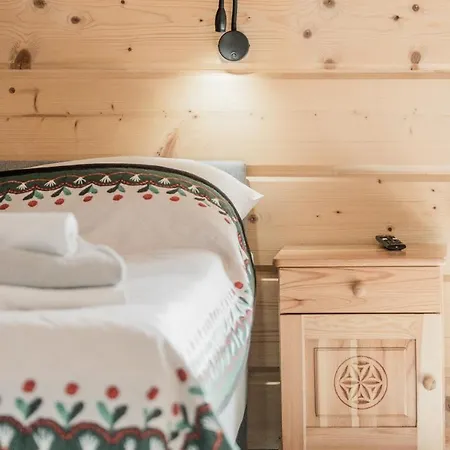 Проживание в семье Belmont